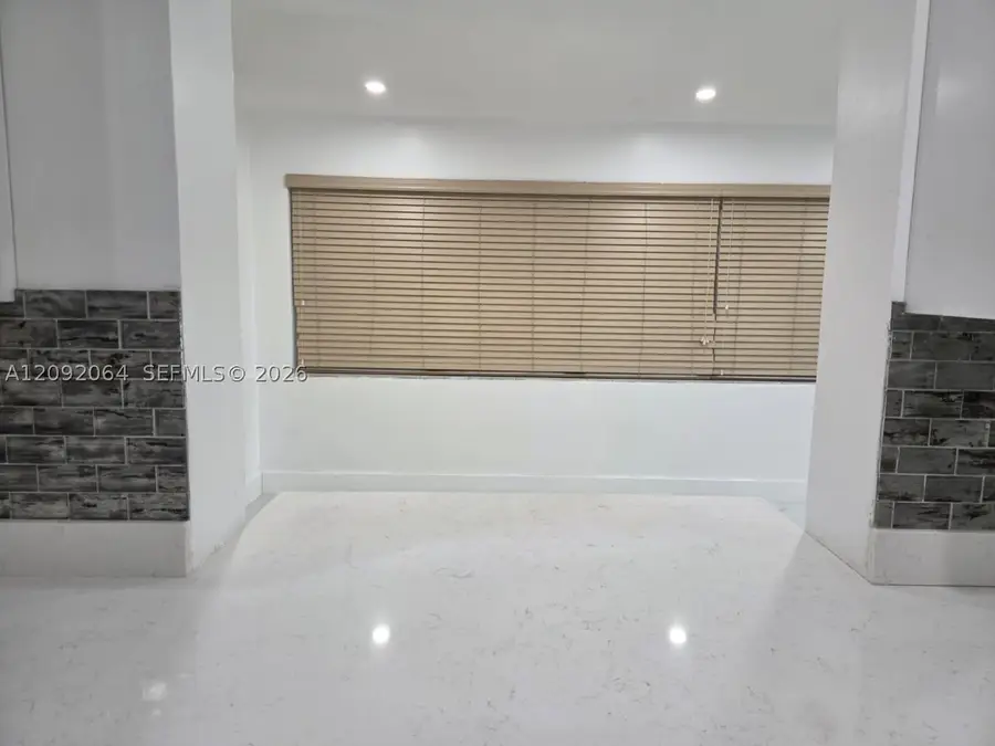831 N 72nd, Hollywood, FL 33024 - #3