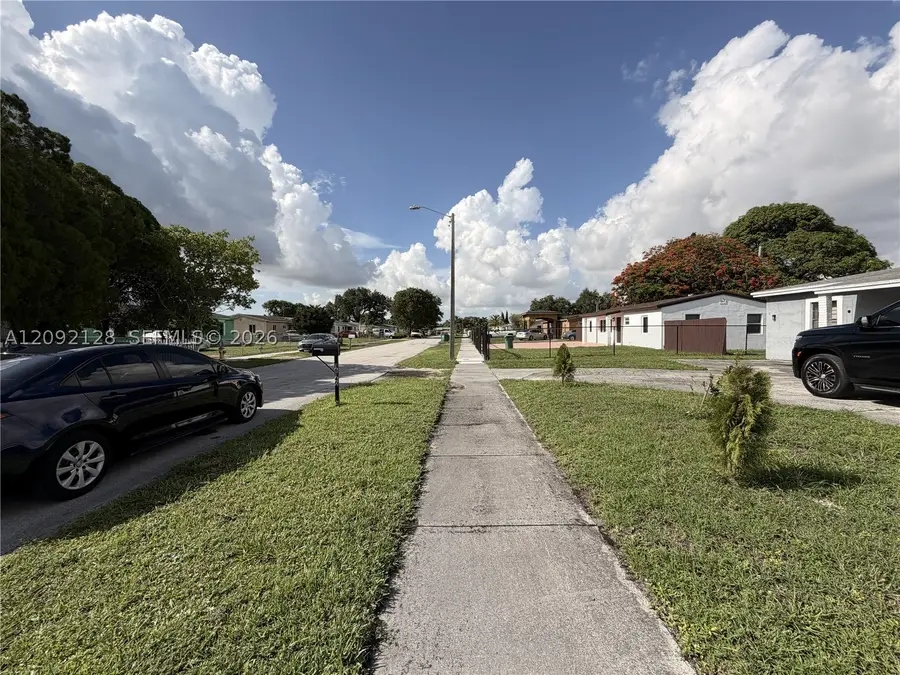 16140 NW 28th, Miami Gardens, FL 33054 - #3