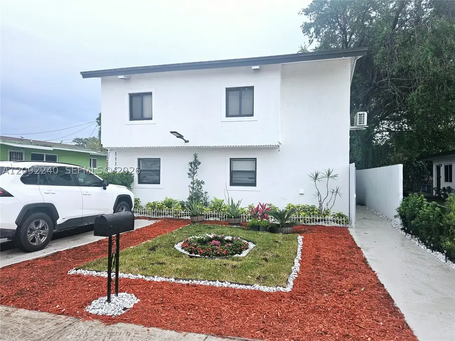 1114 NW 76th, Miami, FL 33150 - #2