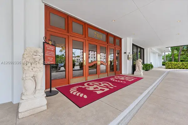 700 Biltmore #814, Coral Gables, FL 33134