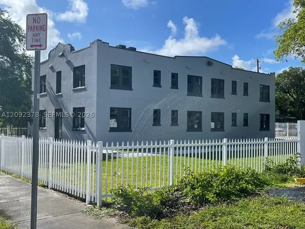 2020 Washington, Hollywood, FL 33020