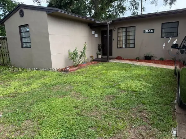 Address Withheld By Seller, Hollywood, FL 33023