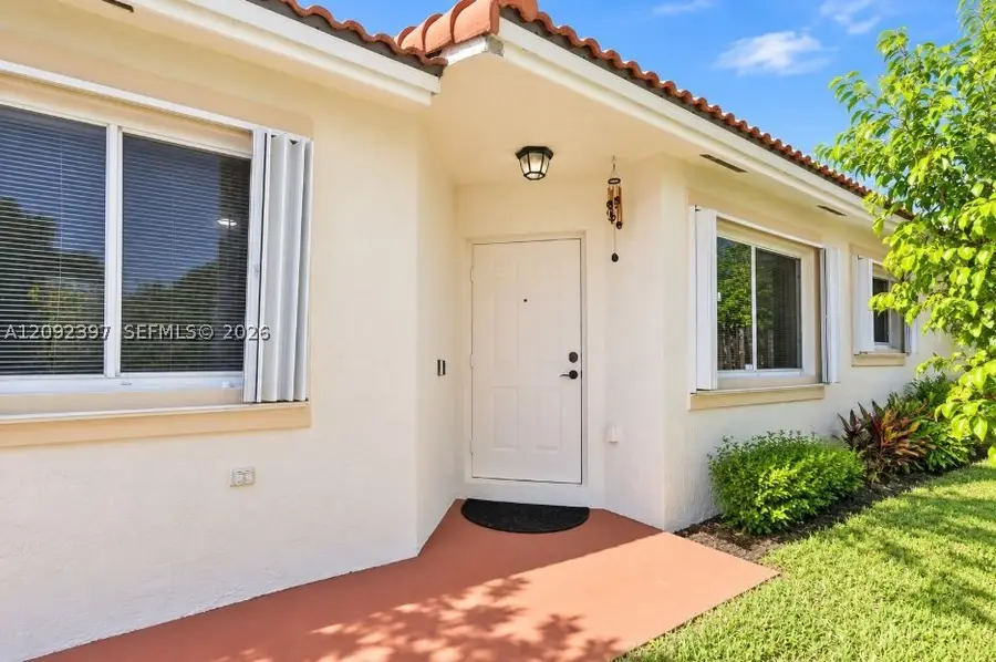 127 Danielle, Weston, FL 33326 - #2