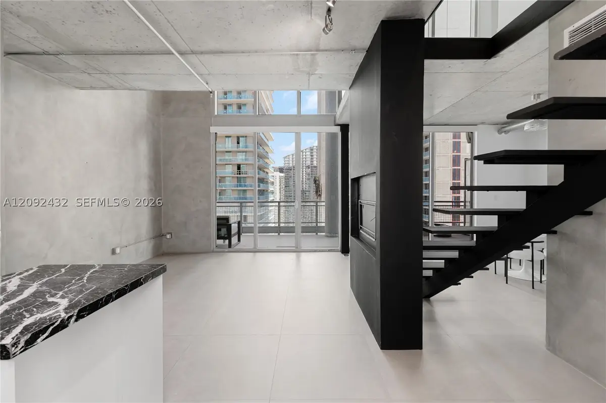 690 SW 1st #PHII12, Miami, FL 33130 - #1
