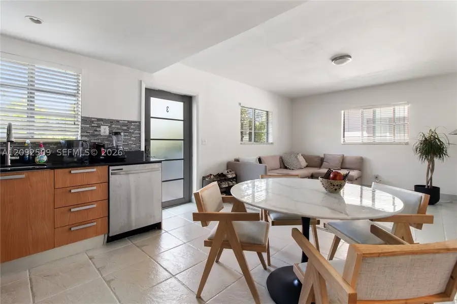 1050 7th #1050-3, Miami Beach, FL 33139 - #2
