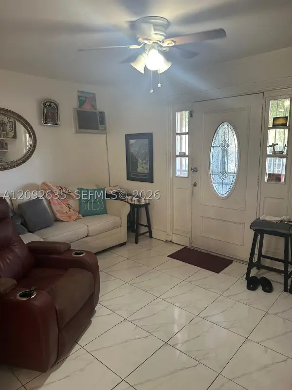 3425 NW 14th, Miami, FL 33142