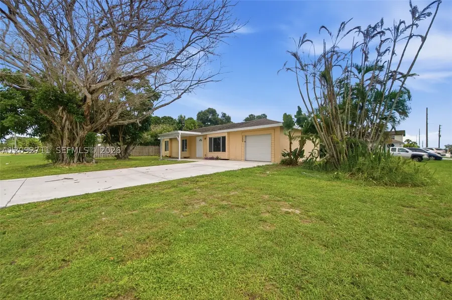 2299 SE Glover, Port Saint Lucie, FL 34984 - #3