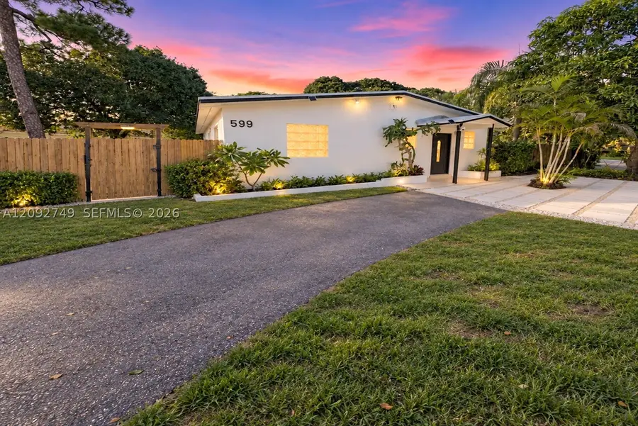 599 NE 35th, Oakland Park, FL 33334 - #3