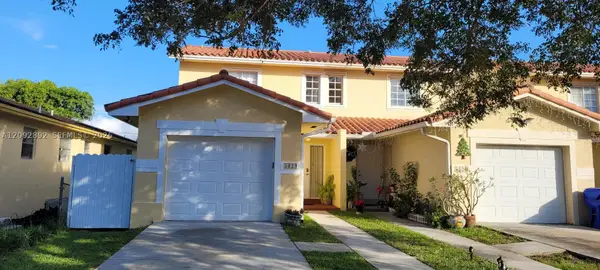 5829 Grant, Hollywood, FL 33021