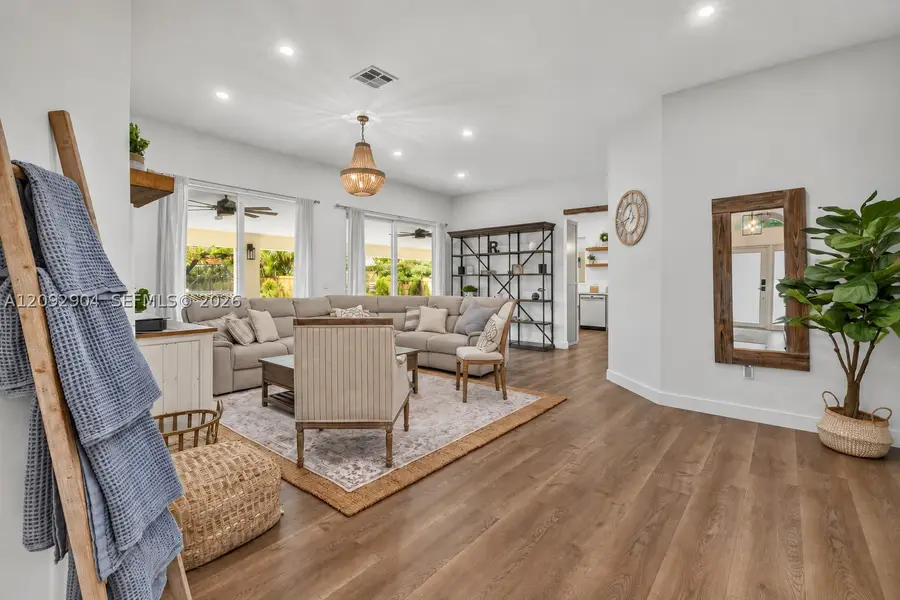 10600 NW 54th, Doral, FL 33178 - #2