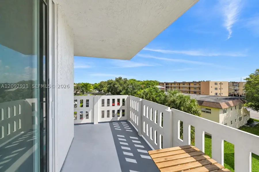 919 Hillcrest #401, Hollywood, FL 33021 - #3