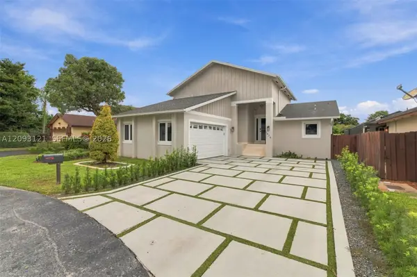 5428 SW 152nd Place, Miami, FL 33185
