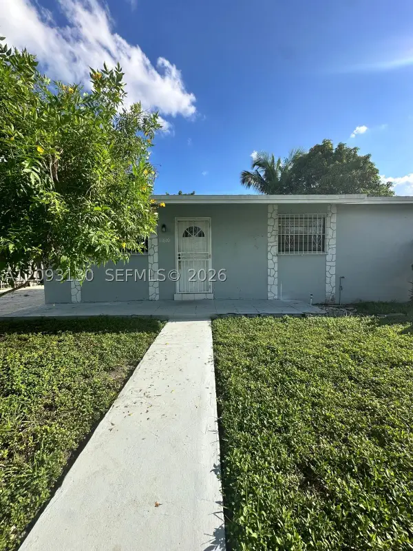 11610 SW 181st, Miami, FL 33157
