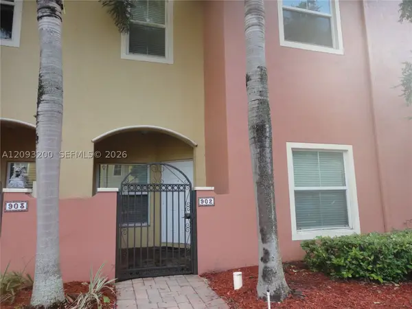 Address Withheld By Seller, Fort Lauderdale, FL 33309