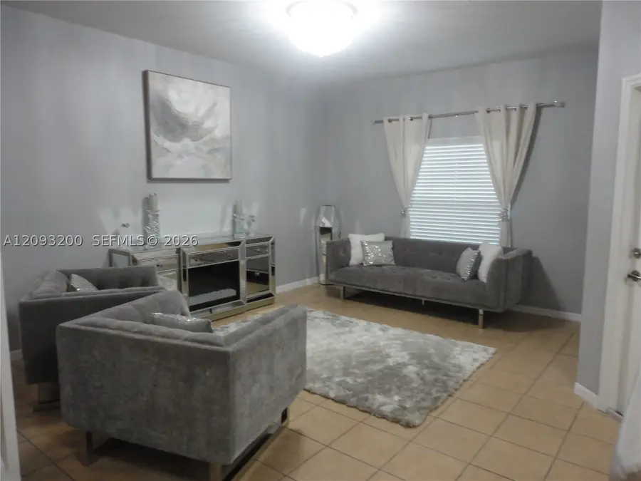 Address Withheld By Seller, Tamarac, FL 33309 - #2