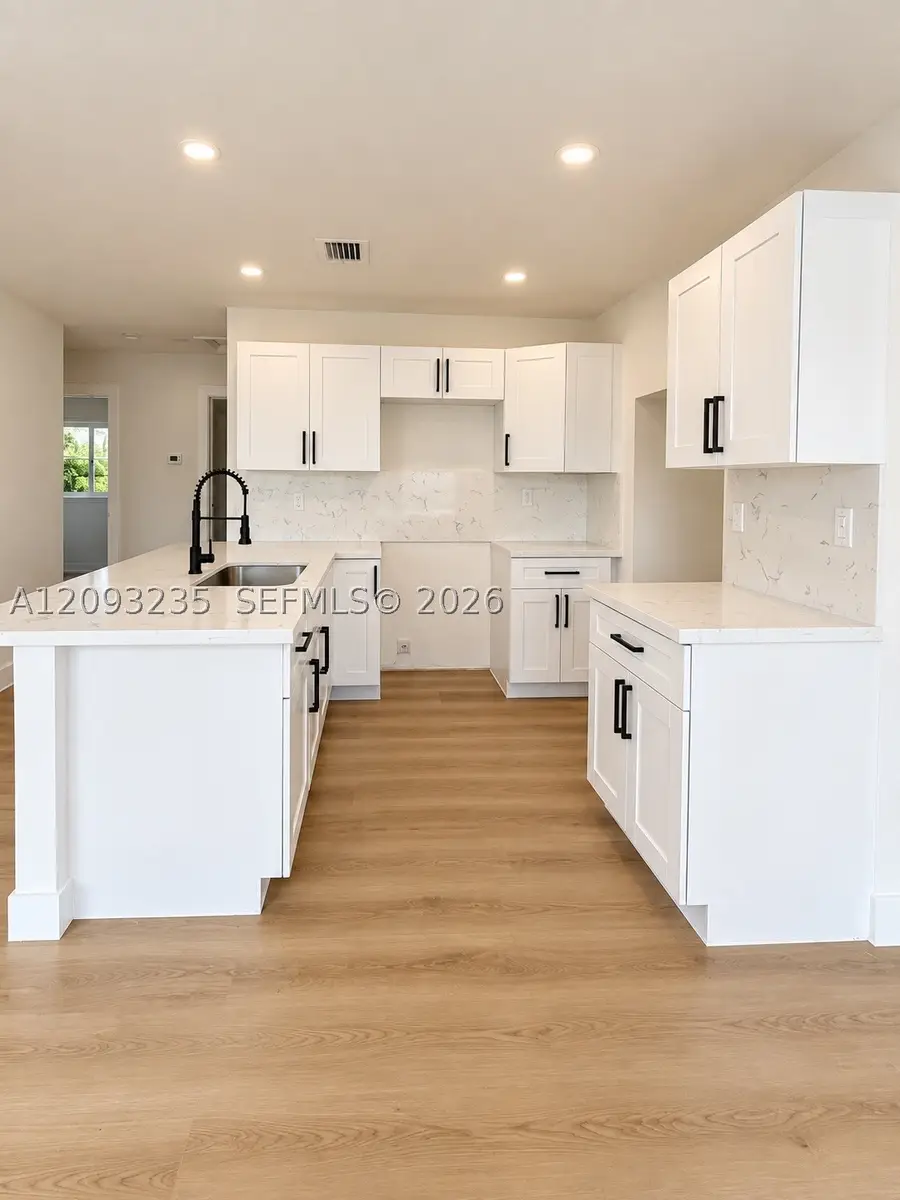 1711 NW 26th, Fort Lauderdale, FL 33311 - #3