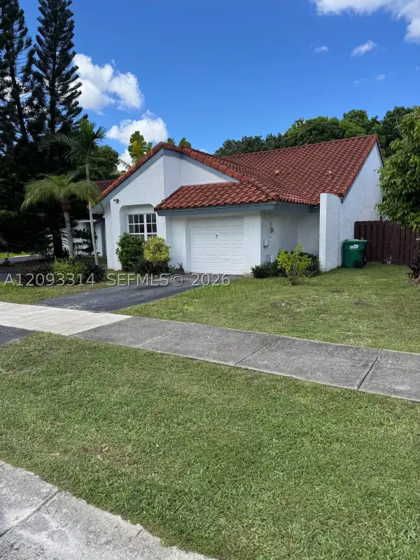 Address Withheld By Seller, Miami, FL 33183