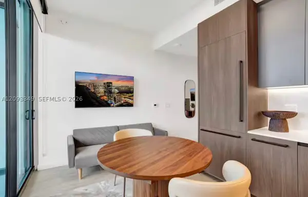 580 72nd #1905, Miami Beach, FL 33141