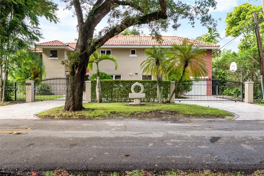 1543 Dorado, Coral Gables, FL 33146 - #2