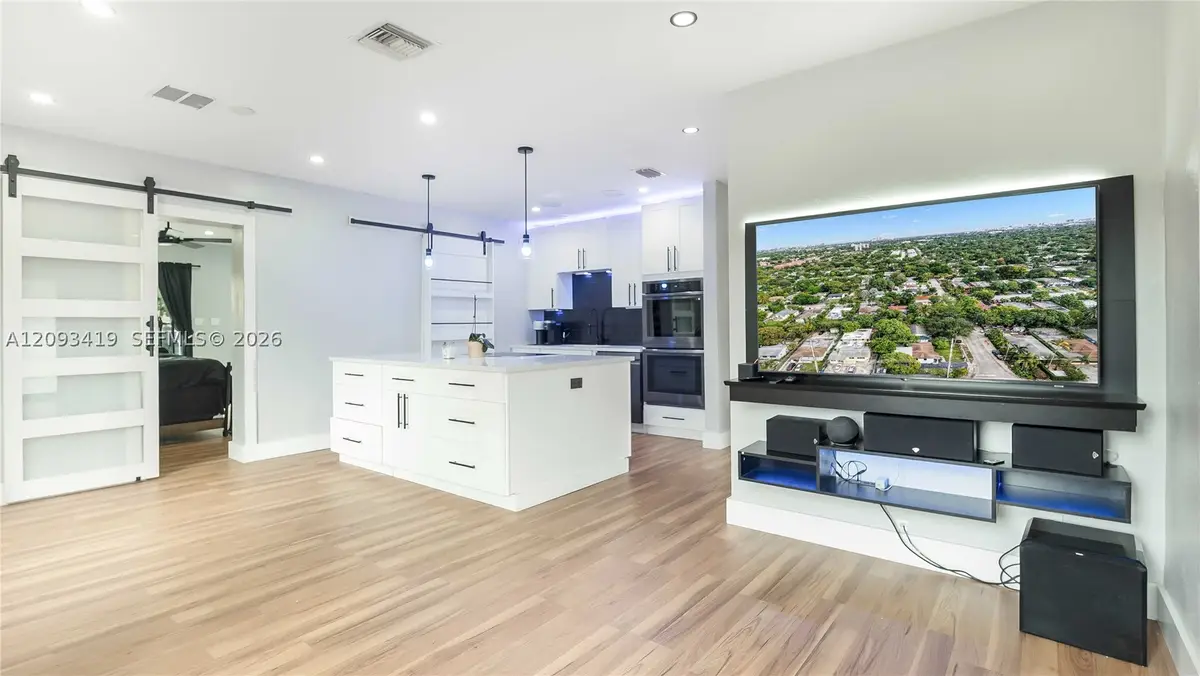 817 NW 17th, Fort Lauderdale, FL 33311 - #1