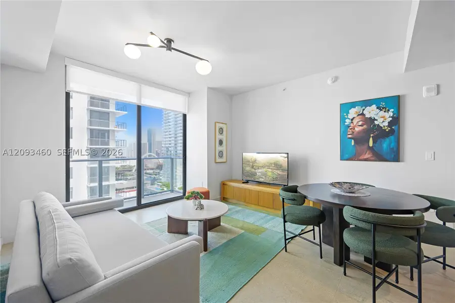 11 NE 6th #1111, Miami, FL 33132 - #2