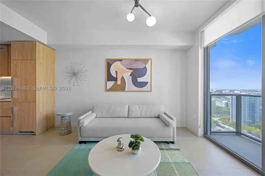11 NE 6th #1111, Miami, FL 33132 - #3