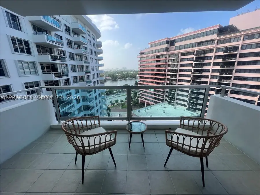 5161 Collins #1211, Miami Beach, FL 33140 - #3