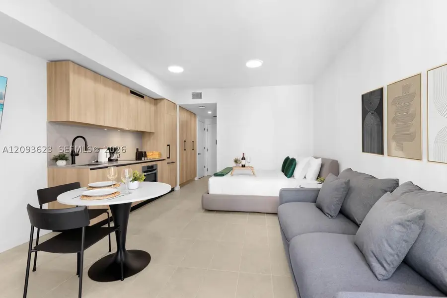 121 NE 5th #2409, Miami, FL 33132 - #3
