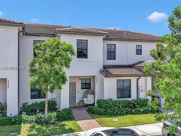 12982 SW 232nd, Miami, FL 33032