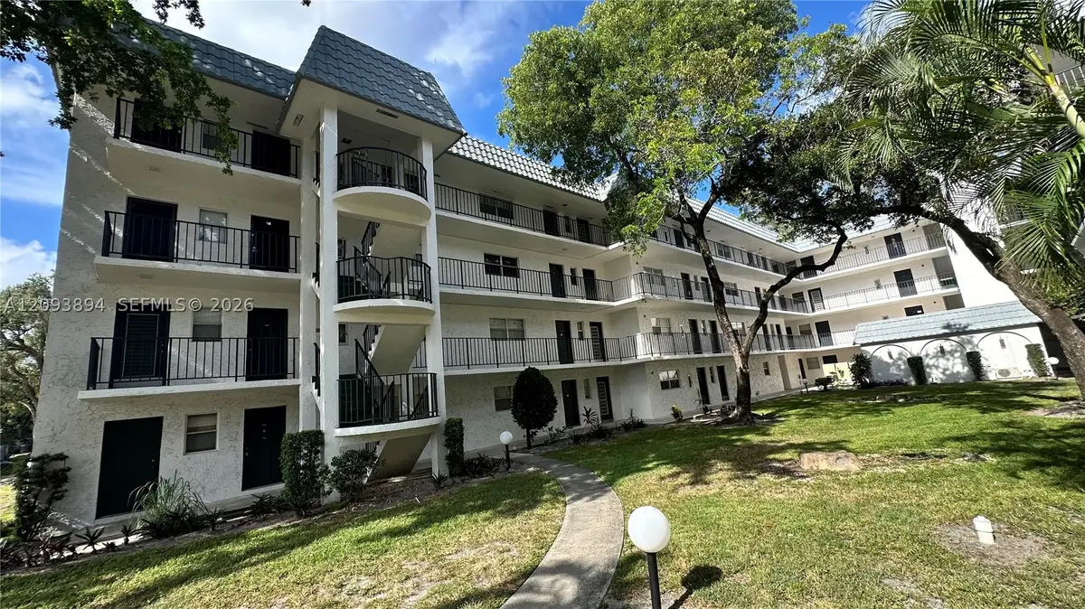 3360 Spanish Moss #403, Lauderhill, FL 33319 - #1