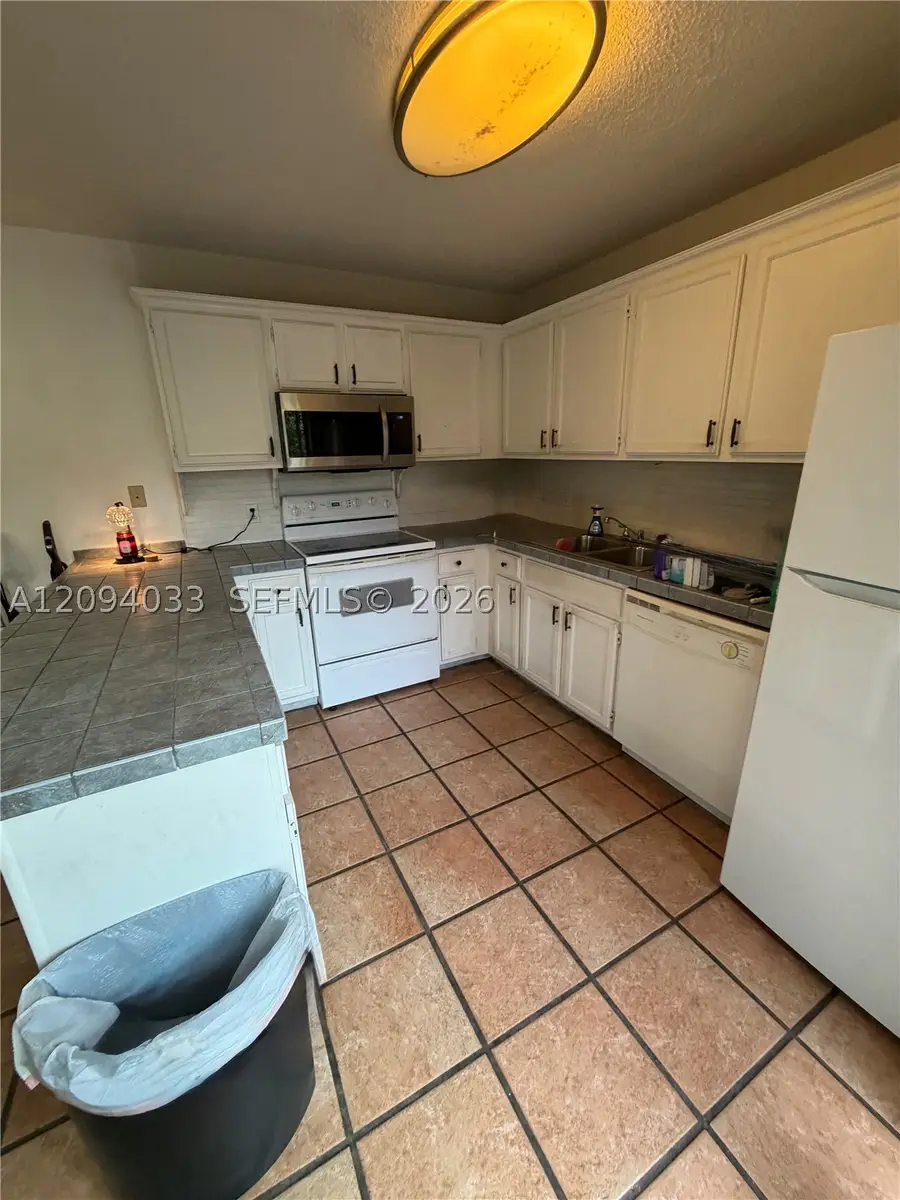 2564 Lakeview, Cooper City, FL 33026 - #2