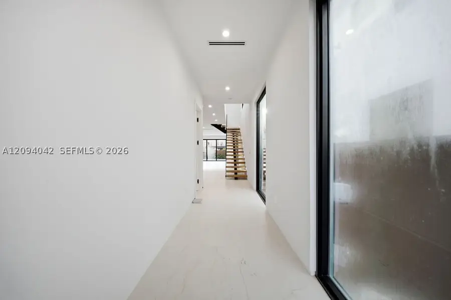 1332 NE 16th, Fort Lauderdale, FL 33304 - #2