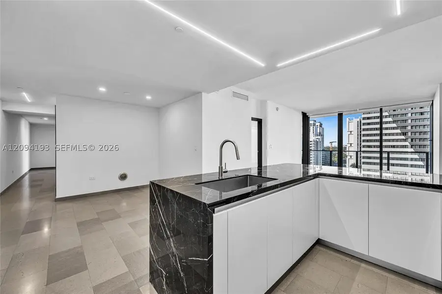 88 SW 7th #806, Miami, FL 33130 - #3