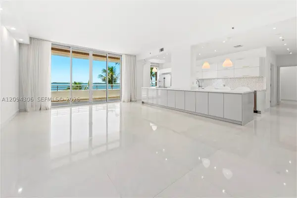 808 Brickell Key #304, Miami, FL 33131