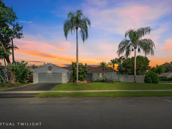 1061 Cedar Creek, Davie, FL 33325