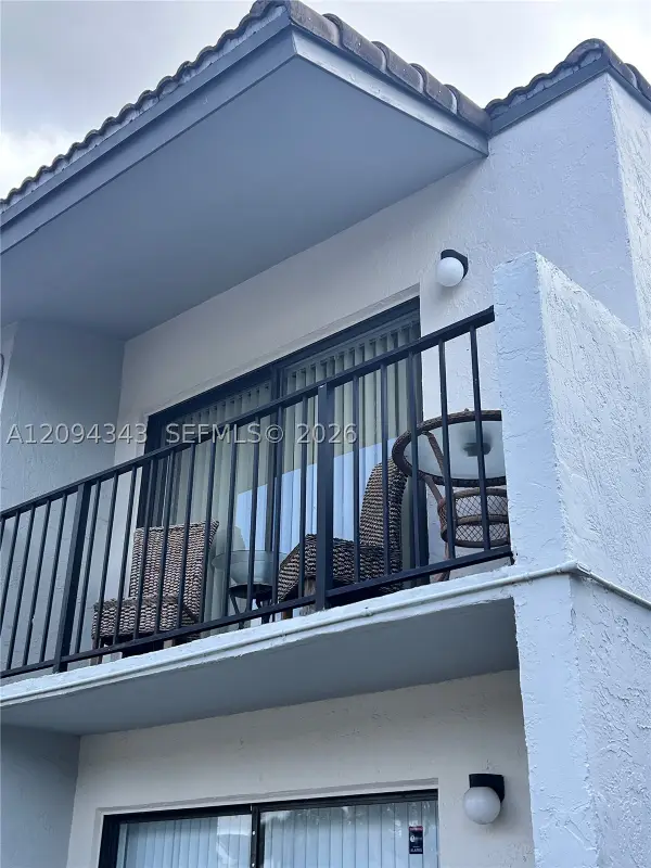 7030 NW 179th #205, Hialeah, FL 33015