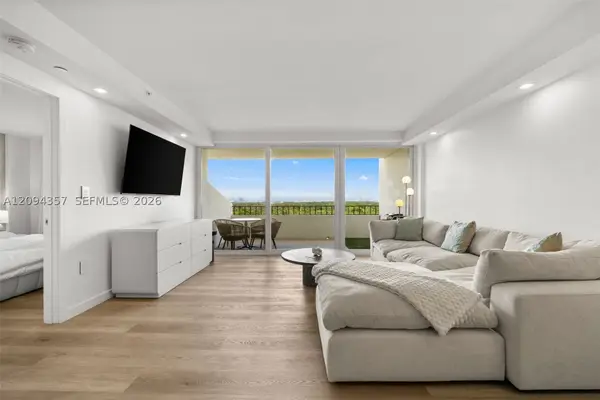 155 Ocean Lane #1002, Key Biscayne, FL 33149