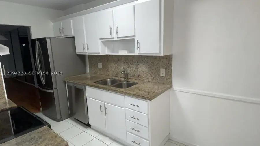 250 Jacaranda #305, Plantation, FL 33324 - #3
