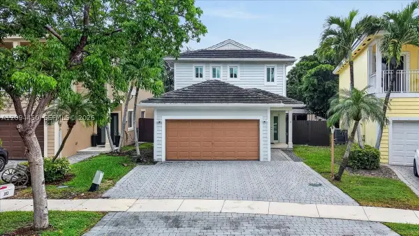363 NE 35th, Homestead, FL 33033