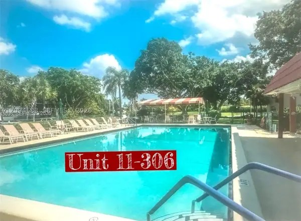 9410 N Hollybrook Lake #306, Pembroke Pines, FL 33025