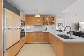 6799 Collins #606, Miami Beach, FL 33141 - #3