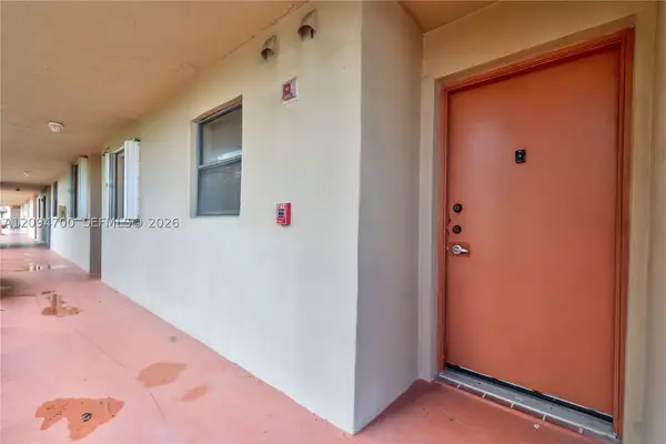 10253 NW 9th St #407-6, Miami, FL 33172