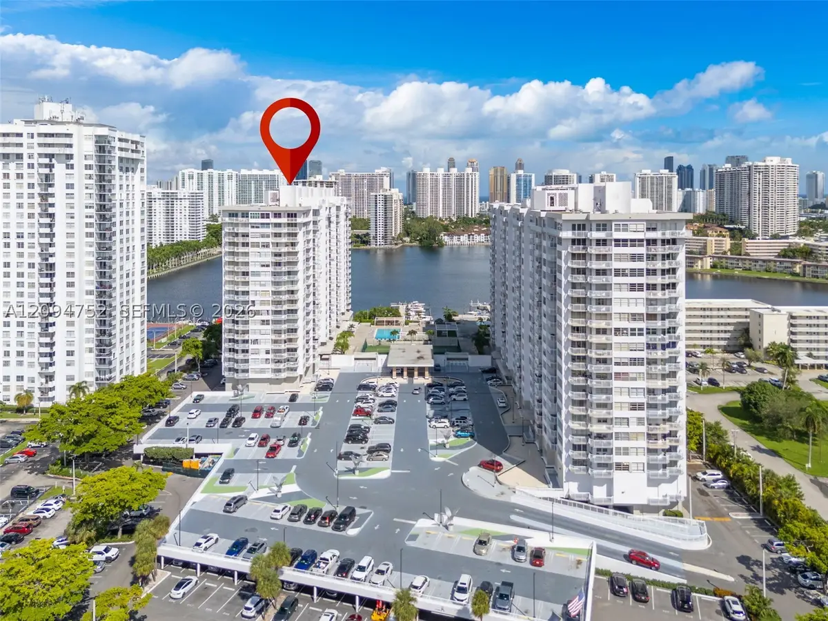 18071 Biscayne #303, Aventura, FL 33160 - #1