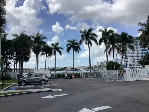 2801 NE 183rd #111W, Aventura, FL 33160