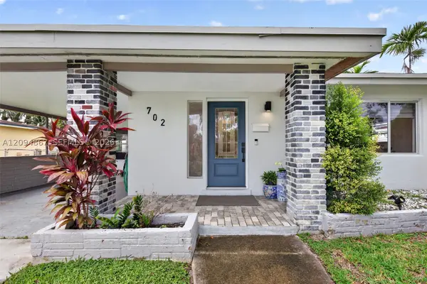 702 N 31st, Hollywood, FL 33021