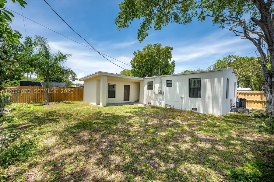 2106 Plunkett, Hollywood, FL 33020 - #3