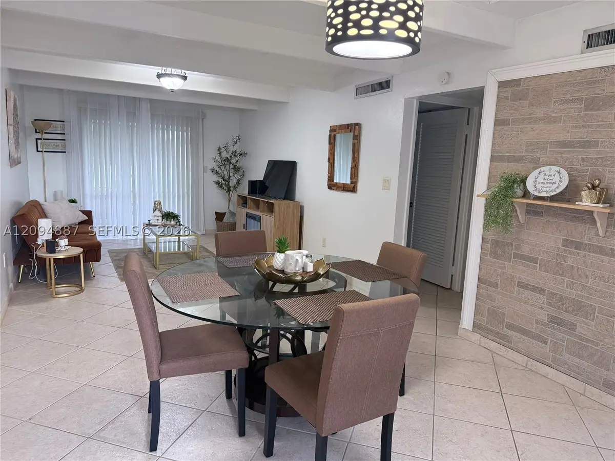 925 Club #925, Lakeshore, FL 33854 - #1