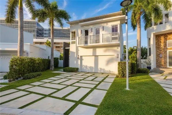 8221 NW 34th, Doral, FL 33122