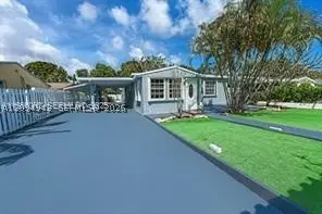 307 SW 15th, Fort Lauderdale, FL 33315 - #1