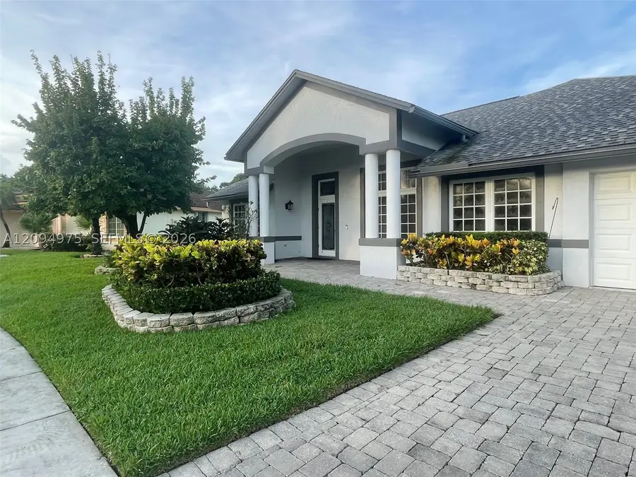 142 Van Gogh, Royal Palm Beach, FL 33411 - #2